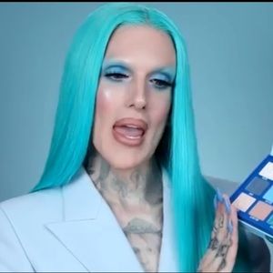 Meet your Posher, Julian